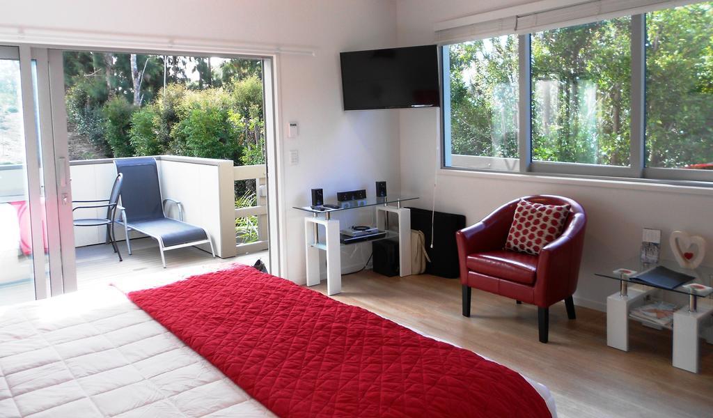 Oneroa Secret Garden Apartments Room photo