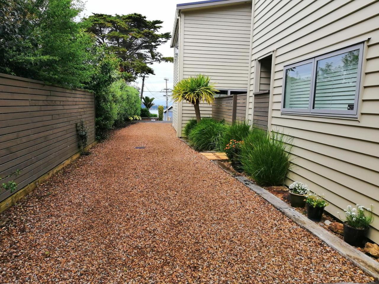 Oneroa Secret Garden Apartments Exterior photo